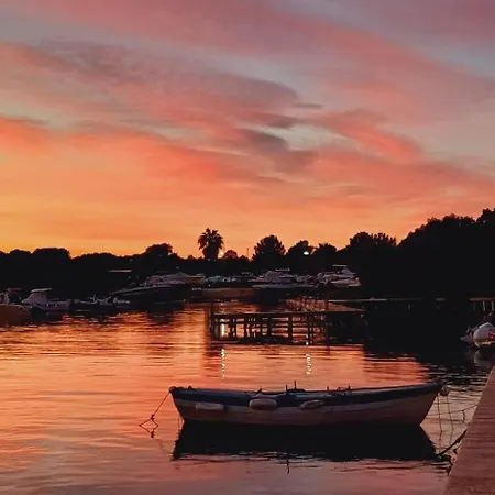 Thalassa, La Tua Oasi Ideale Villa